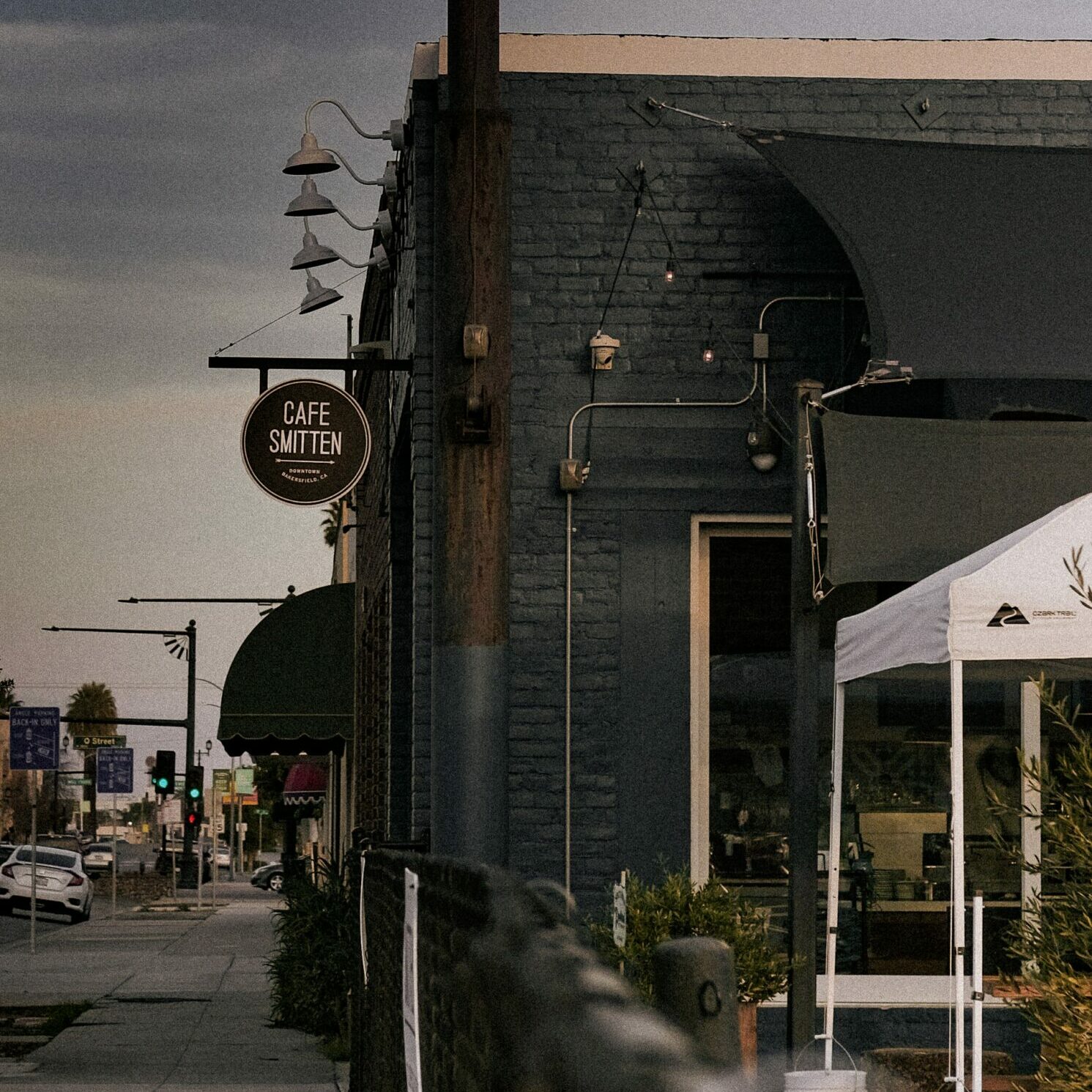 Is Bakersfield a Good Place to Live? 8 Pros and Cons of Living in