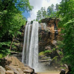 best-places-to-live-in-north-georgia-mountains-Toccoa