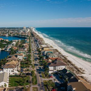 best-walkable-beach-towns-in-florida-Destin