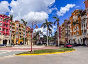 Best-Places-to-Live-in-Florida-for-40-Year-Olds-Naples