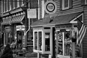 best-small-towns-in-the-southeast-usa-main-street