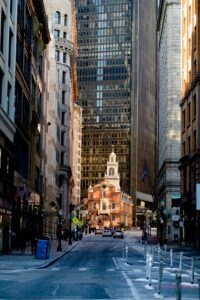 pros-and-cons-of-living-in-a-commonwealth-state