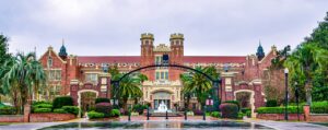 towns near tallahassee florida