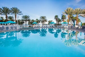 2. Wyndham Grand Clearwater Beach