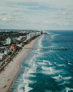 best closest airports near fort lauderdale