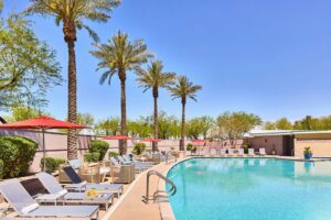 10. Renaissance Phoenix Glendale Hotel & Spa