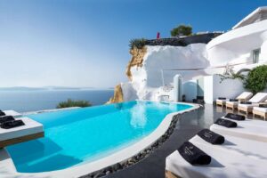 1. Andronis Luxury Suites