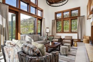 1. Four Seasons Resort and Residences Jackson Hole