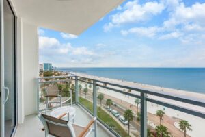 2. The Wyndham Grand Clearwater Beach
