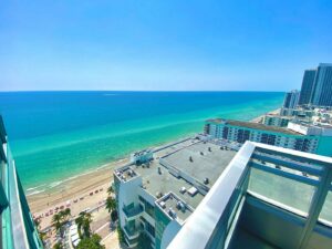 3. The Diplomat Beach Resort Hollywood, Curio Collection by Hilton