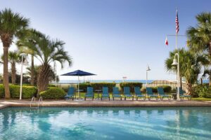 4. Hampton Inn & Suites Oceanfront
