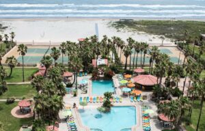 5. Isla Grand Beach Resort