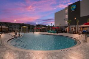 5. Tru by Hilton Destin