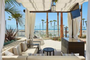 6. The Waterfront Beach Resort, a Hilton Hotel