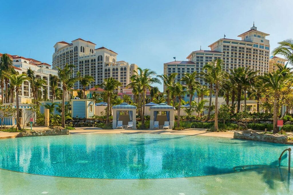 the-8-best-5-star-resorts-in-bahamas-in-2025