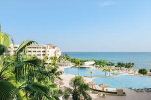 7. Iberostar Waves Rose Hall Beach