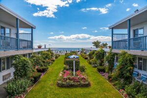 8. Blue Water Resort Yarmouth