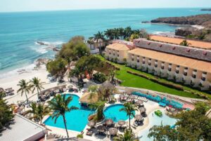 8. Grand Palladium Vallarta Resort & Spa