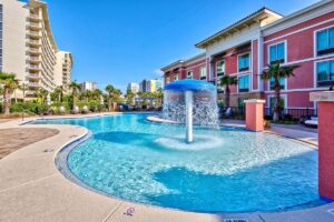 8. Hampton Inn & Suites Destin