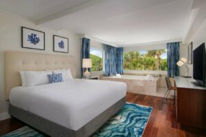 10. Sonesta Fort Lauderdale Beach