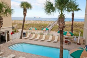 2. DeSoto Beach Hotel