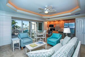 2. Island Inn