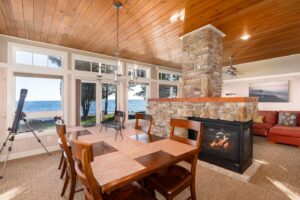 2. Larsmont Cottages On Lake Superior