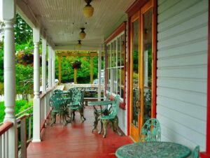 3. Orcas Hotel