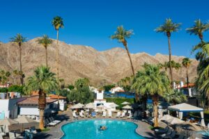 5. La Quinta Resort & Club, Curio Collection by Hilton
