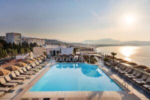 5. Radisson Blu Hotel, Nice