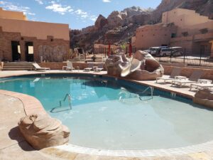 6. Bluff Dwellings Resort