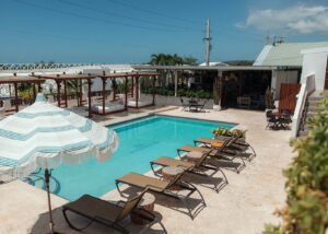 6. Parguera Plaza Hotel