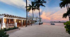 6. Pier House Resort & Spa