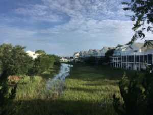 6. Water's Edge Inn