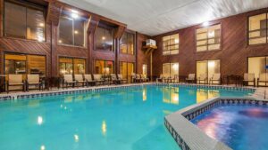7. Best Western Plus Dockside Waterfront Inn