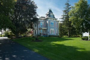 7. Sutherland House Victorian Bed & Breakfast