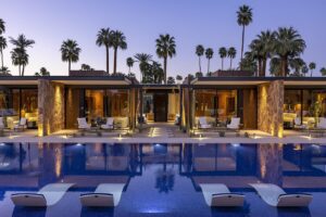 8. L'Horizon Resort & Spa