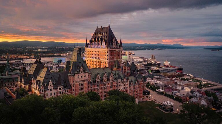 Photo inspiration: Picture Idea: The 8 Best Luxury Hotels In Quebec City