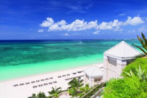 best luxury resorts in the cayman islands