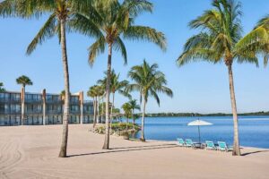 closest airport to port st lucie florida