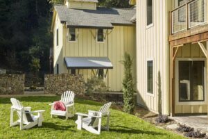 1. Farmhouse Inn