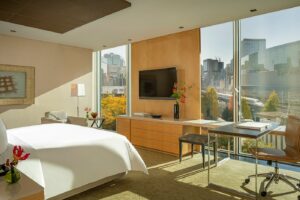 1. Four Seasons Hotel Tokyo At Marunouchi