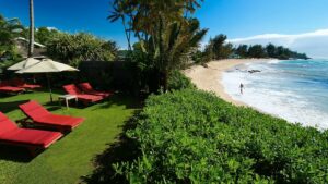 2. Paia Inn