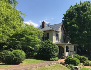 3. Gay Street Inn