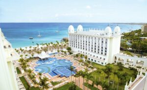 4. Hotel Riu Palace Aruba
