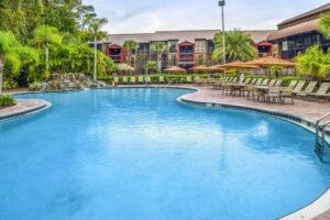 4. Parkway International Resort