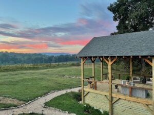 #5. Dogwood Inn
