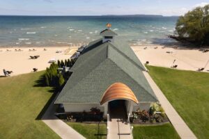 6. Breakers Resort and Beach Bar