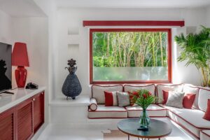 6. Hotel Esencia