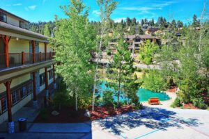7. Holiday Inn Resort The Lodge At Big Bear Lake